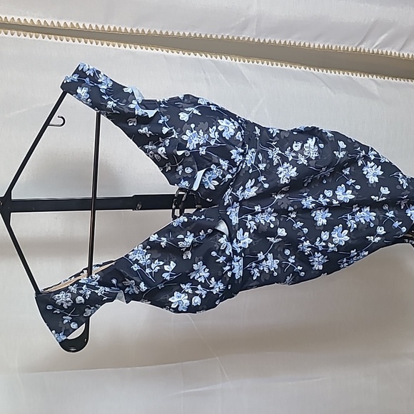 NWT A Pea In The Pod Floral Ruffled Maternity One Piece Swimsuit - Navy - Picture 2 of 9